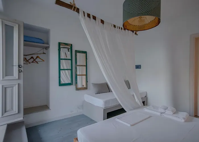 Militiko Otel Himarë