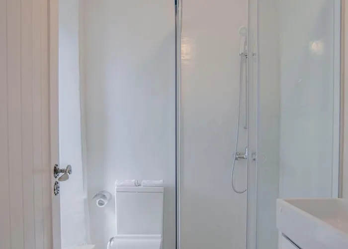 Militiko Otel Himarë